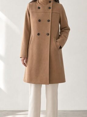 Womens Double-Breasted Blend Coat in Camel